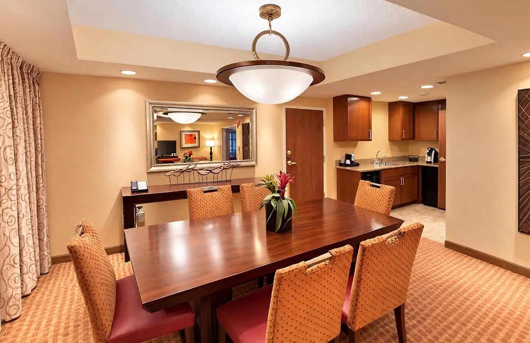 Embassy Suites By Hilton Norman Hotel & Conference Center-1