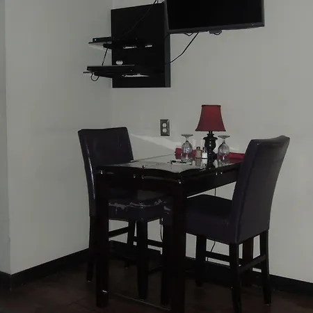 The Whispering Pines Inn-2